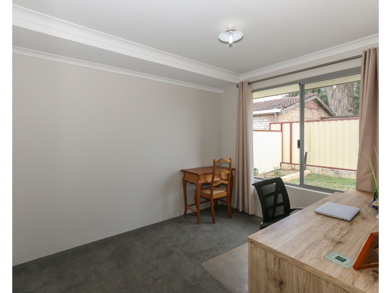 8 Dowitcher Loop, Gosnells WA 6110