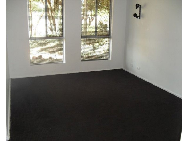 16 Gaskin Road, Kenwick WA 6107