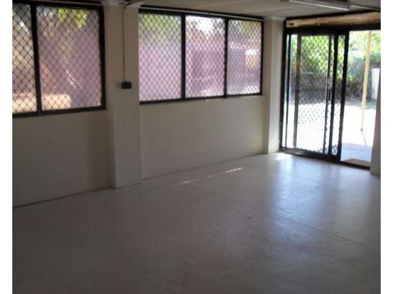 16 Gaskin Road, Kenwick WA 6107