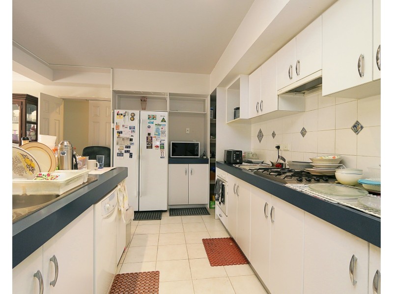 11 The Bridgeway, Canning Vale WA 6155