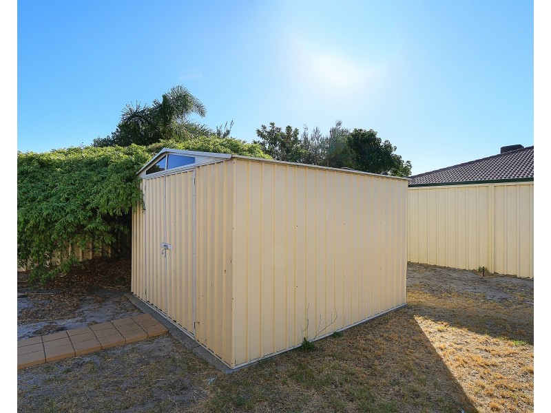 11 The Bridgeway, Canning Vale WA 6155