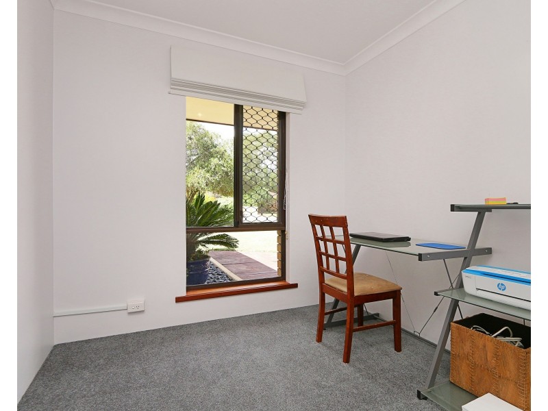 24 Keston Place, Gosnells WA 6110