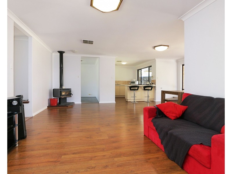 24 Keston Place, Gosnells WA 6110