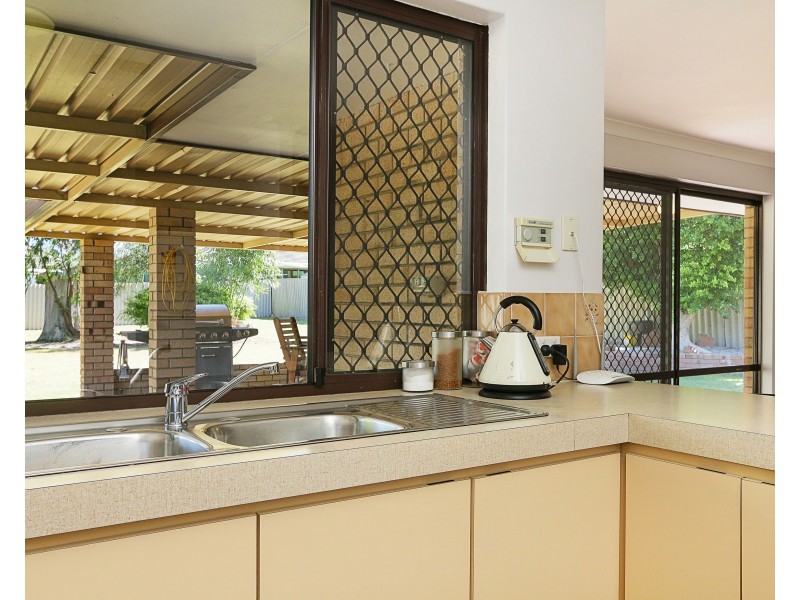 24 Keston Place, Gosnells WA 6110