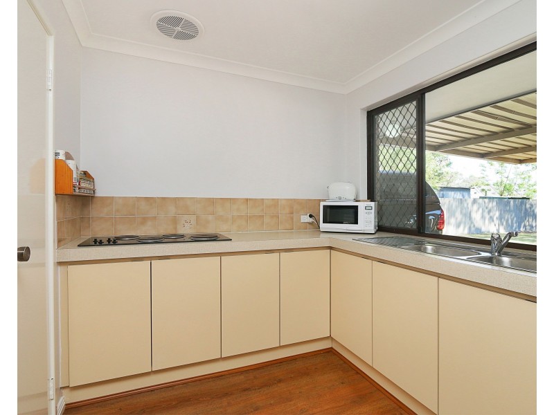 24 Keston Place, Gosnells WA 6110