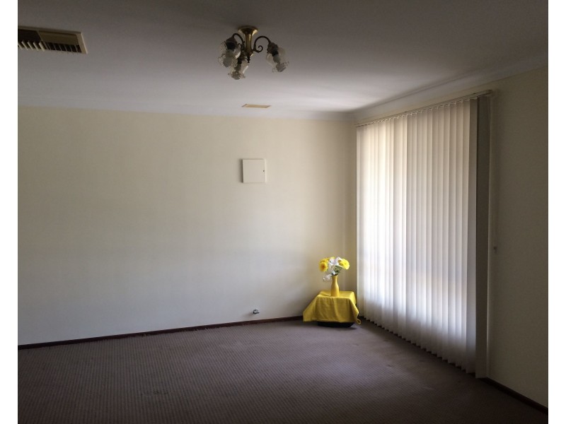 19 Bradley Way, High Wycombe WA 6057