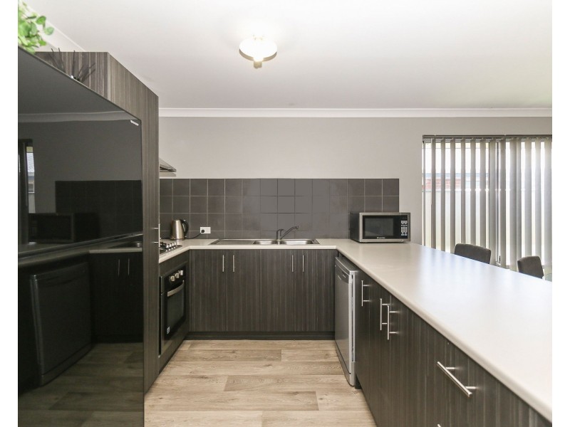 21 Sansimeon Boulevard, Byford WA 6122