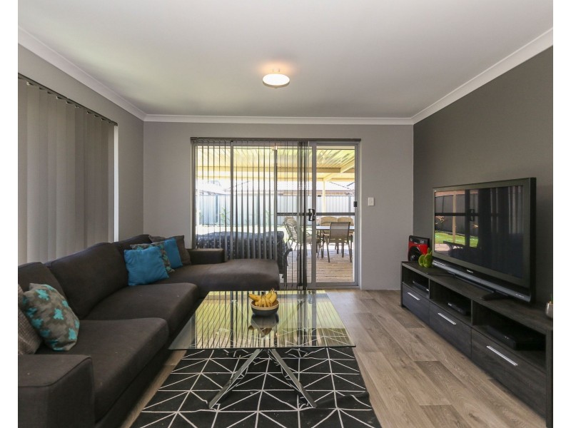 21 Sansimeon Boulevard, Byford WA 6122