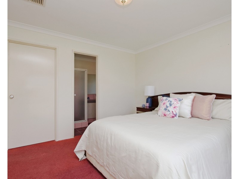 20 Montilla Crescent, Port Kennedy WA 6172