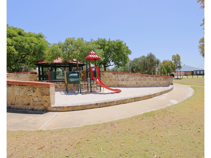 20 Montilla Crescent, Port Kennedy WA 6172