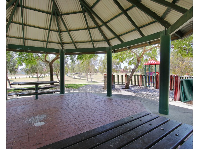 20 Montilla Crescent, Port Kennedy WA 6172