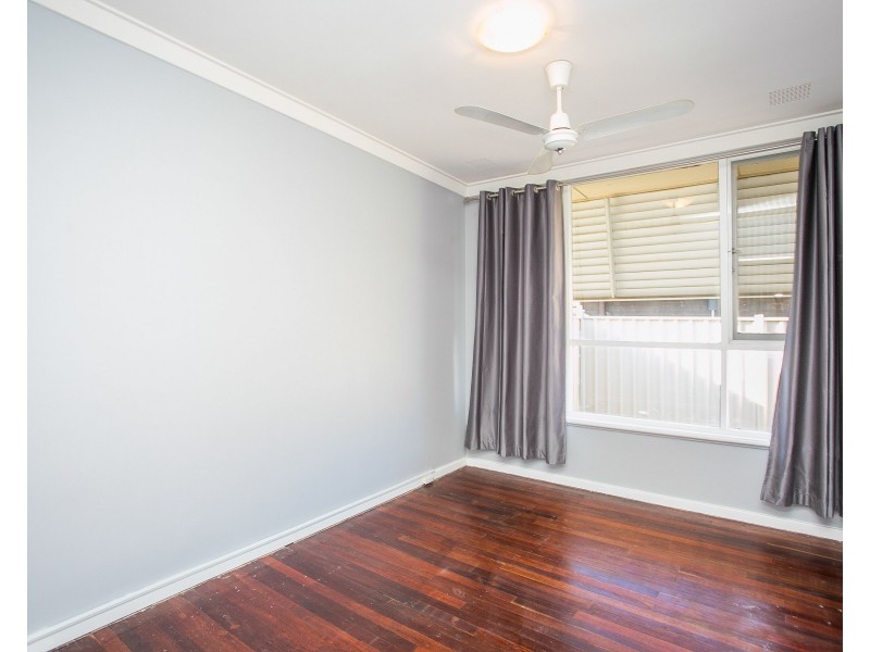 12 Cowan Street, Maddington WA 6109