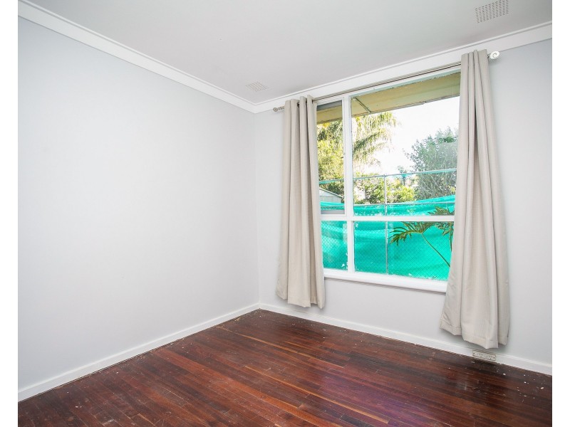 12 Cowan Street, Maddington WA 6109