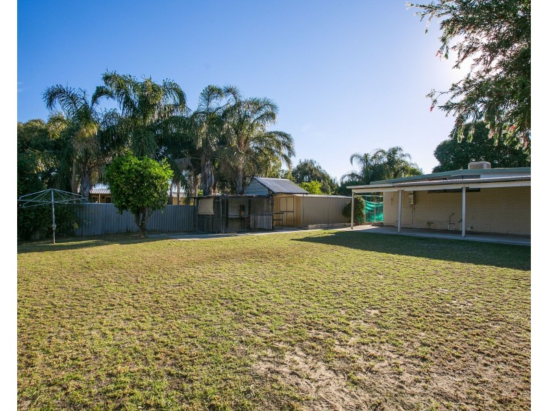 12 Cowan Street, Maddington WA 6109