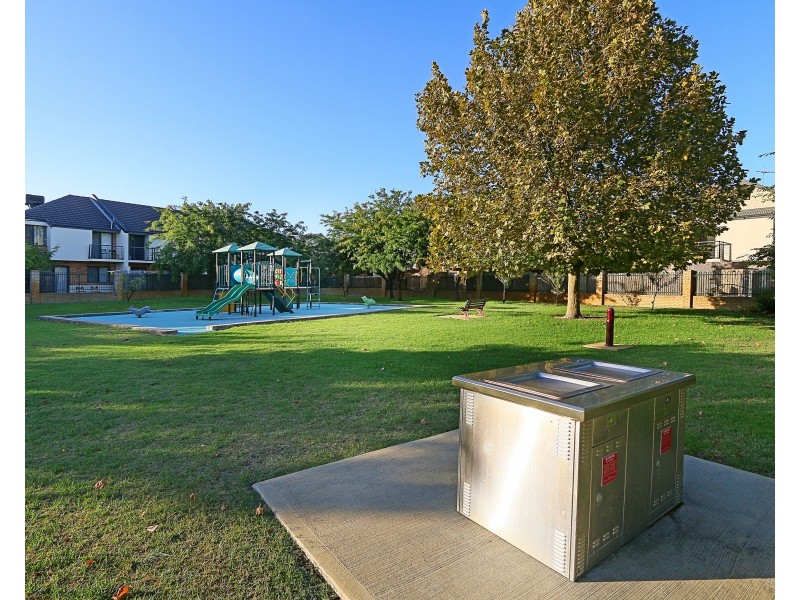 20/22 Gochean Avenue, Bentley WA 6102