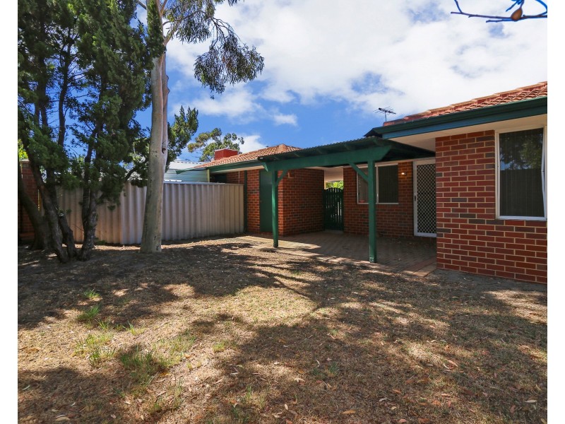 23/2 Glennis Close, Gosnells WA 6110