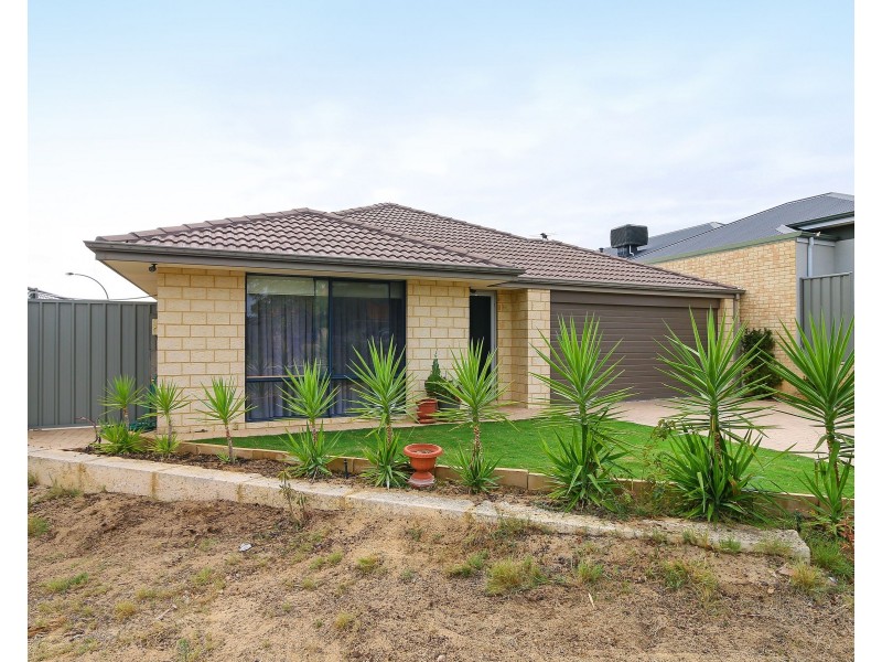 31 Retchford Way, Queens Park WA 6107