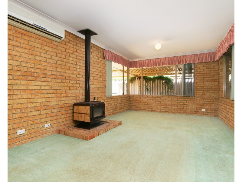 2 Kellerman Way, Gosnells WA 6110