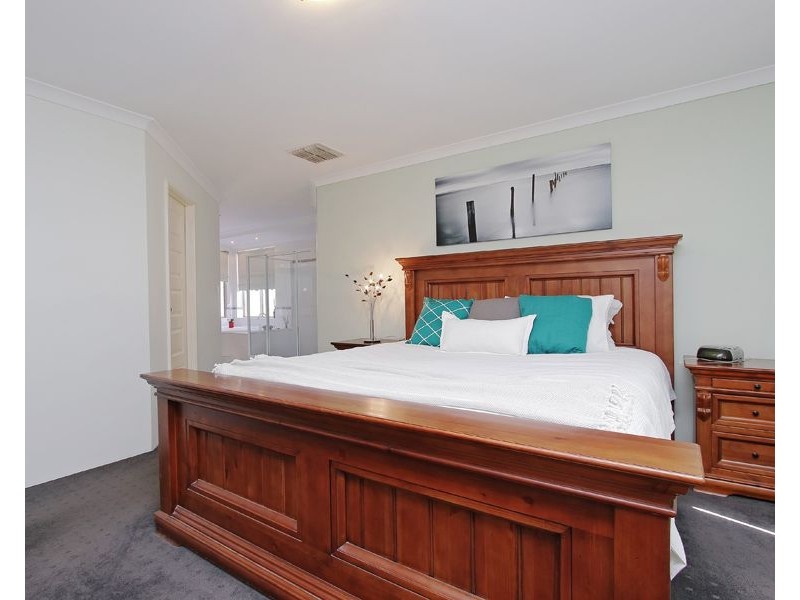 120 Wright Road, Harrisdale WA 6112