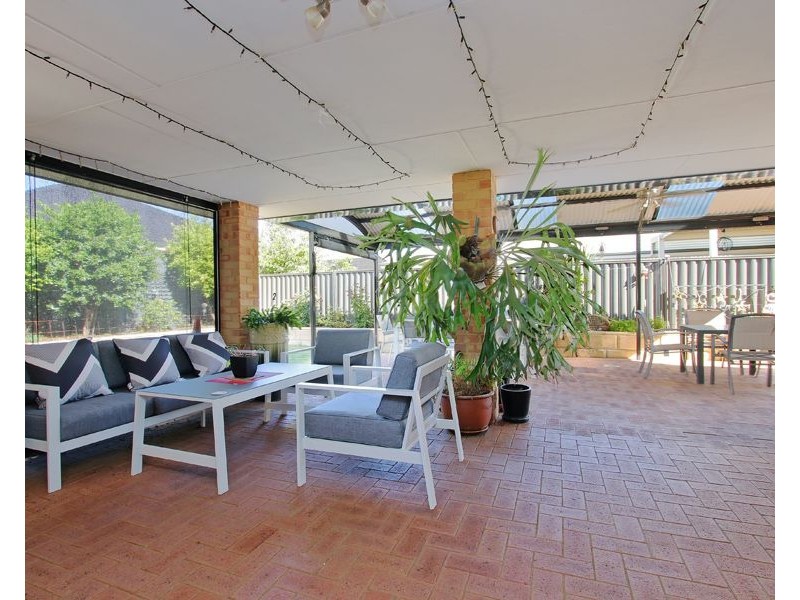 120 Wright Road, Harrisdale WA 6112