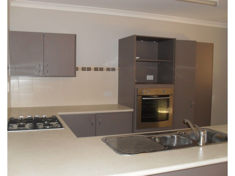 23 Jeffrey Loop, Brookdale WA 6112