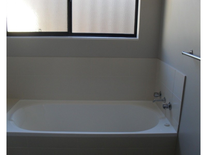 23 Jeffrey Loop, Brookdale WA 6112