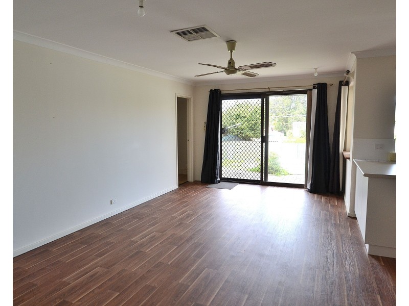 45 Ravenscroft Way, Kelmscott WA 6111