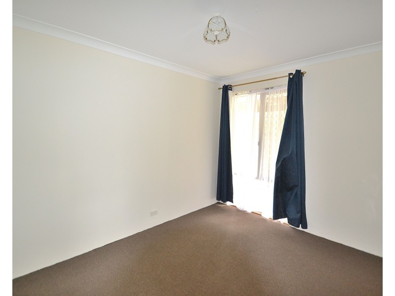 45 Ravenscroft Way, Kelmscott WA 6111