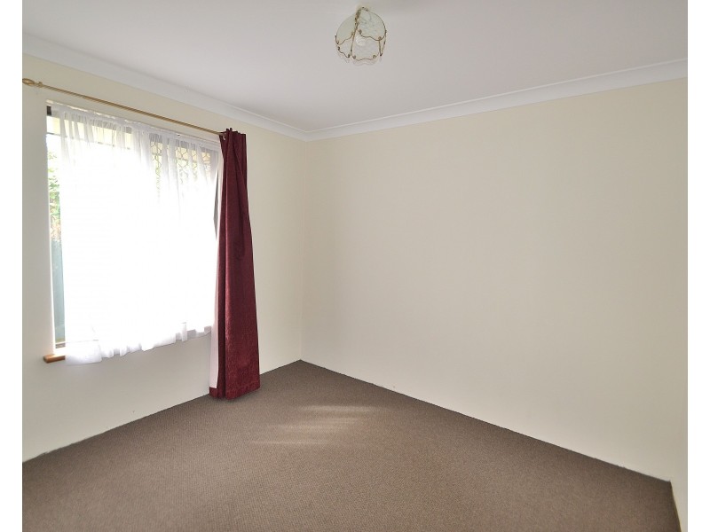 45 Ravenscroft Way, Kelmscott WA 6111