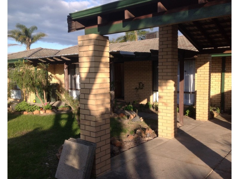 45 Ravenscroft Way, Kelmscott WA 6111