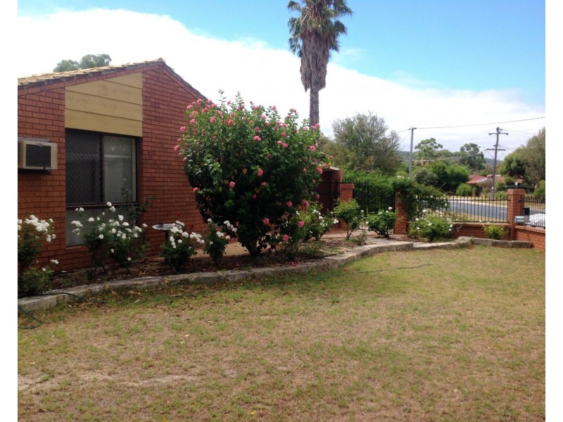 1 Jubilee Road, Forrestfield WA 6058