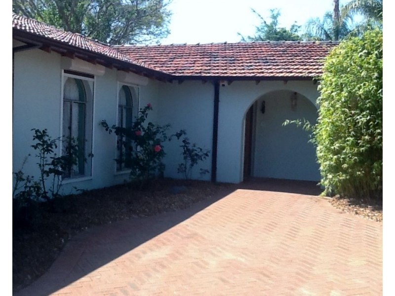 30 Windarra Way, Armadale WA 6112