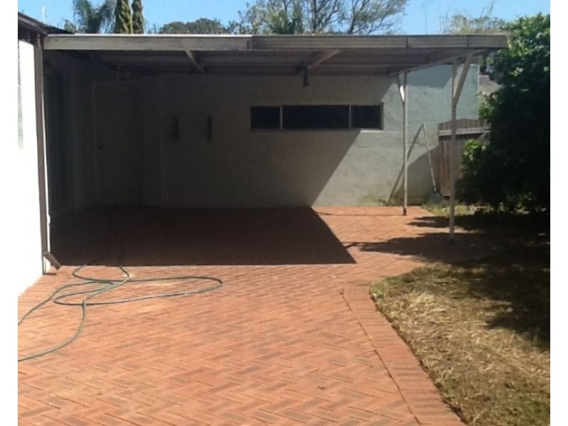 30 Windarra Way, Armadale WA 6112