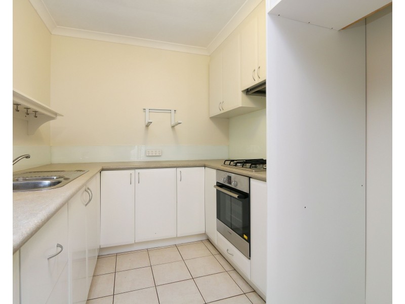 8/5 Astley Street, Gosnells WA 6110