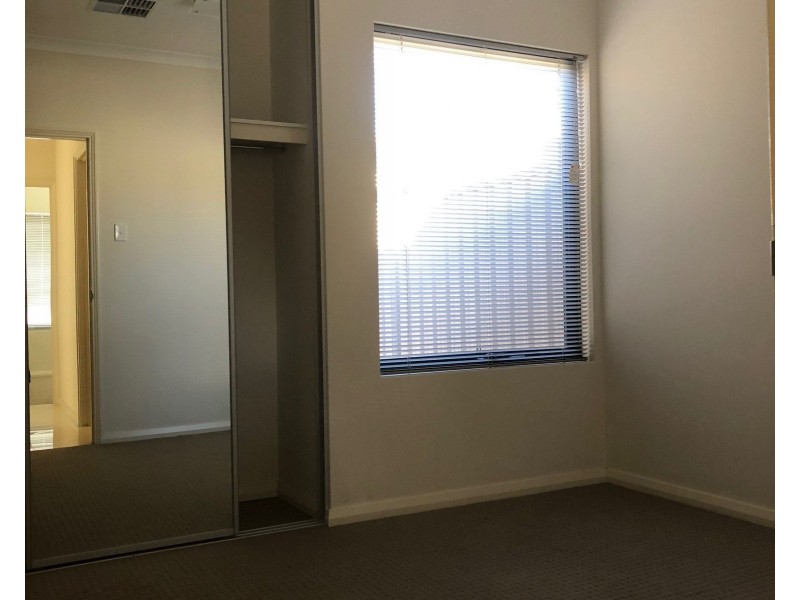 6B Pearson Street, Armadale WA 6112