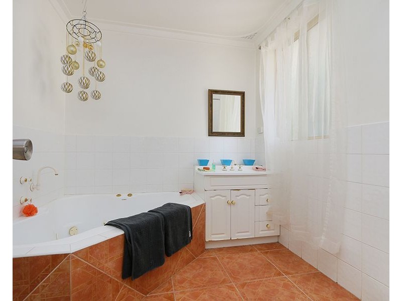 8 Mills Road West, Martin WA 6110