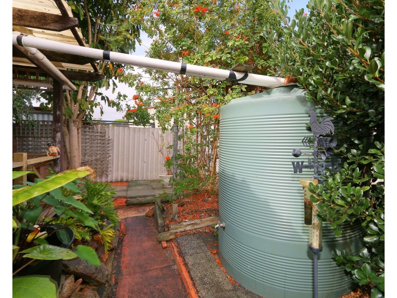 14 Hibiscus Road, Maddington WA 6109