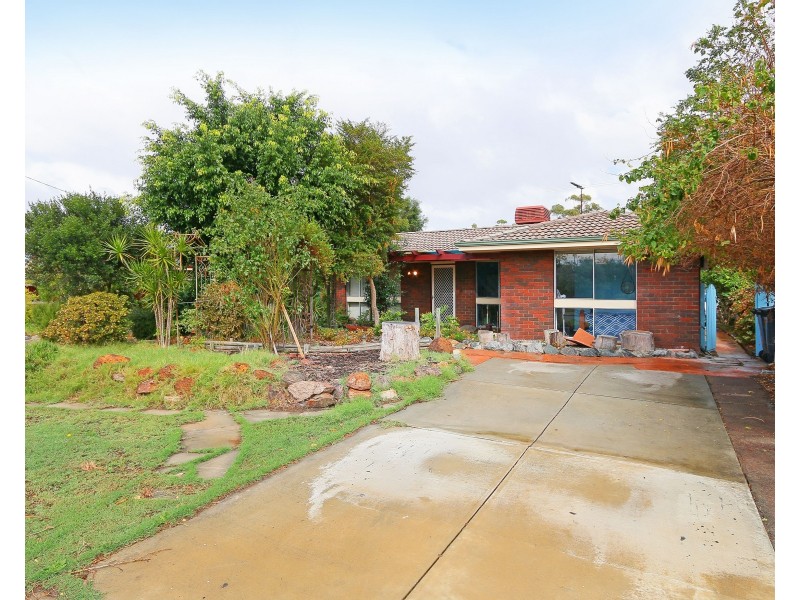 14 Hibiscus Road, Maddington WA 6109