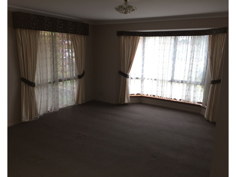 25 Rosemary Court, Huntingdale WA 6110