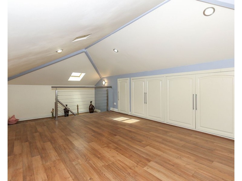 1 Nyjong Street, Kenwick WA 6107