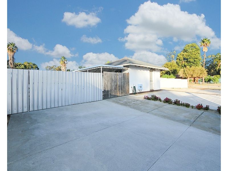 7 Teak Way, Maddington WA 6109