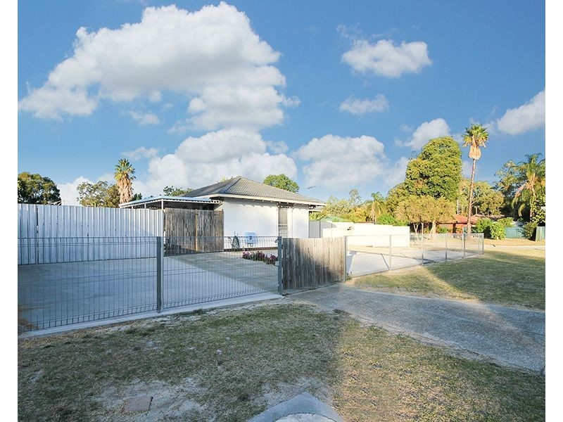 7 Teak Way, Maddington WA 6109