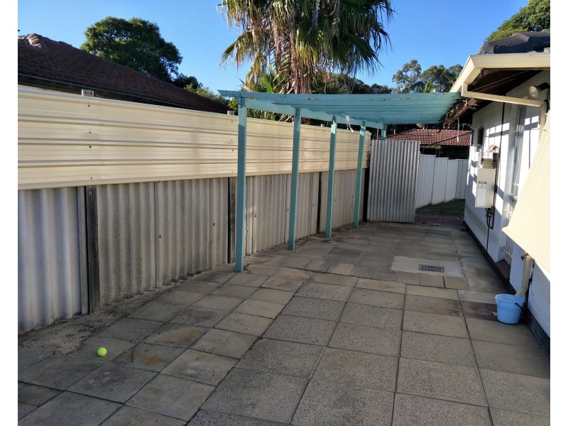 7 Teak Way, Maddington WA 6109