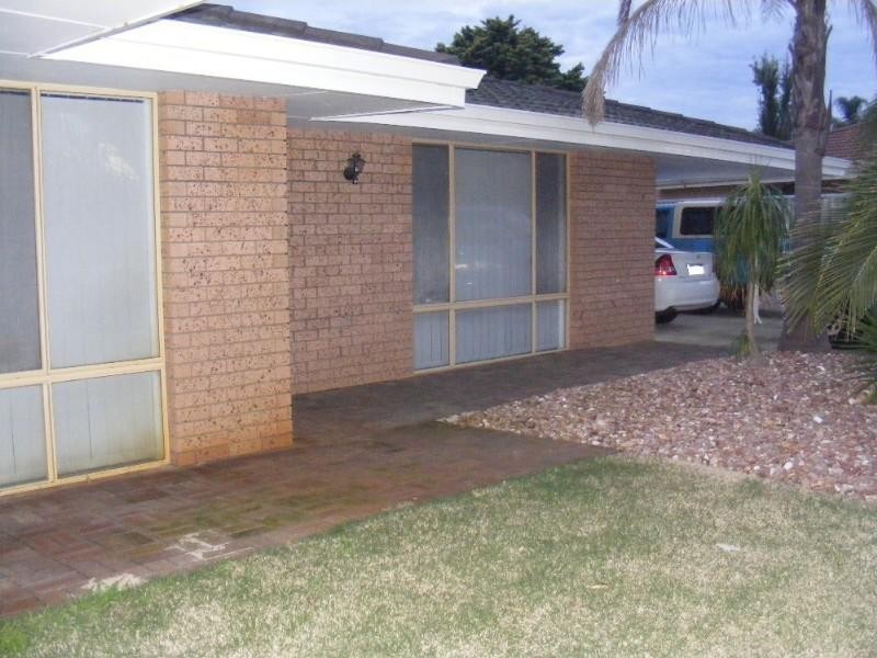 67 Greenough Way, Gosnells WA 6110