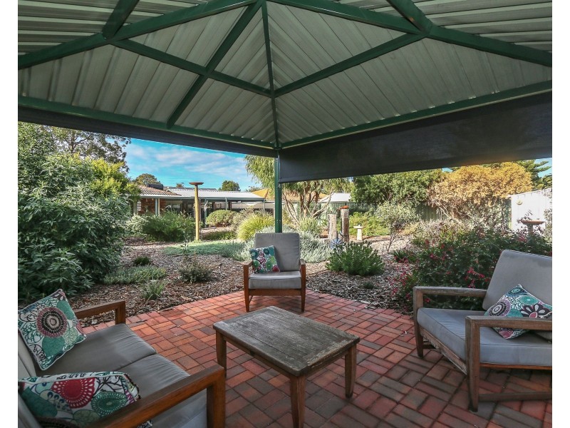28 Ashford Street, Maddington WA 6109