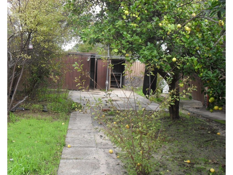 76 James Street, Gosnells WA 6110