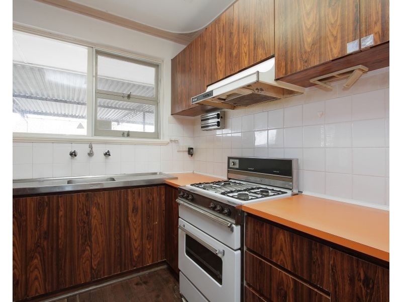 76 James Street, Gosnells WA 6110