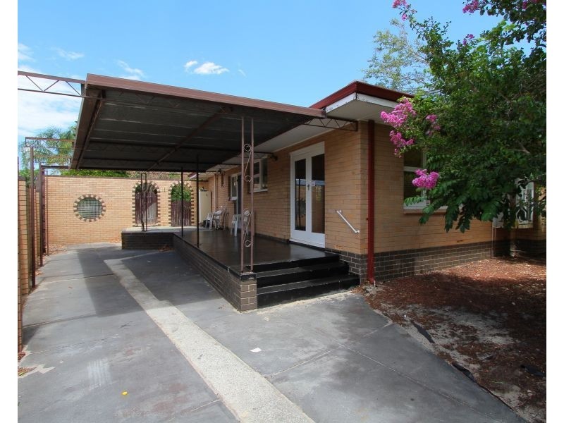 76 James Street, Gosnells WA 6110
