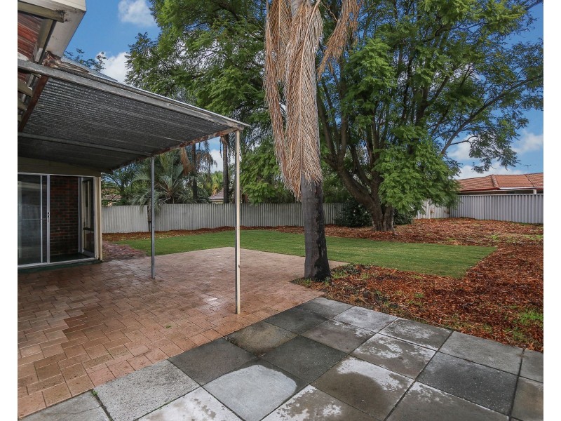 59 Hartfield Street, Queens Park WA 6107