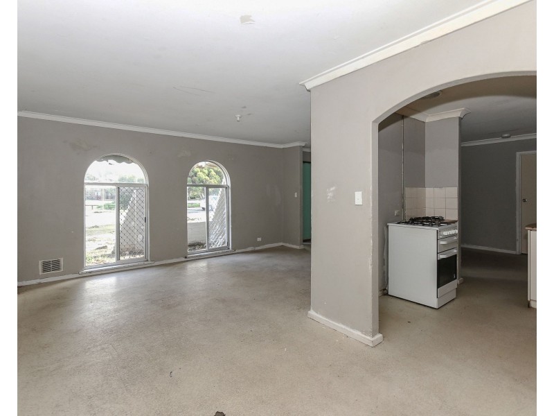 1 Nullagine Way, Gosnells WA 6110